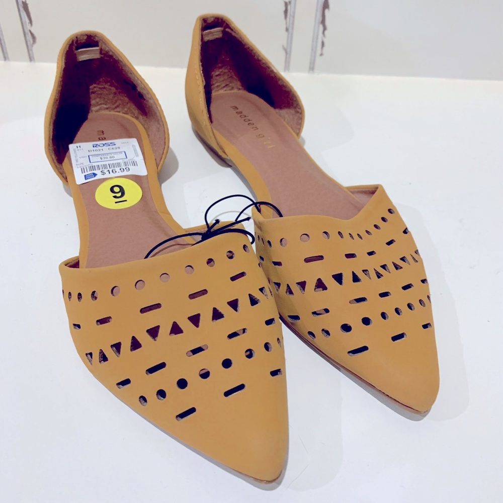 New! Madden Girl Aztec Flats - Faux Leather - Mustard - Size 9